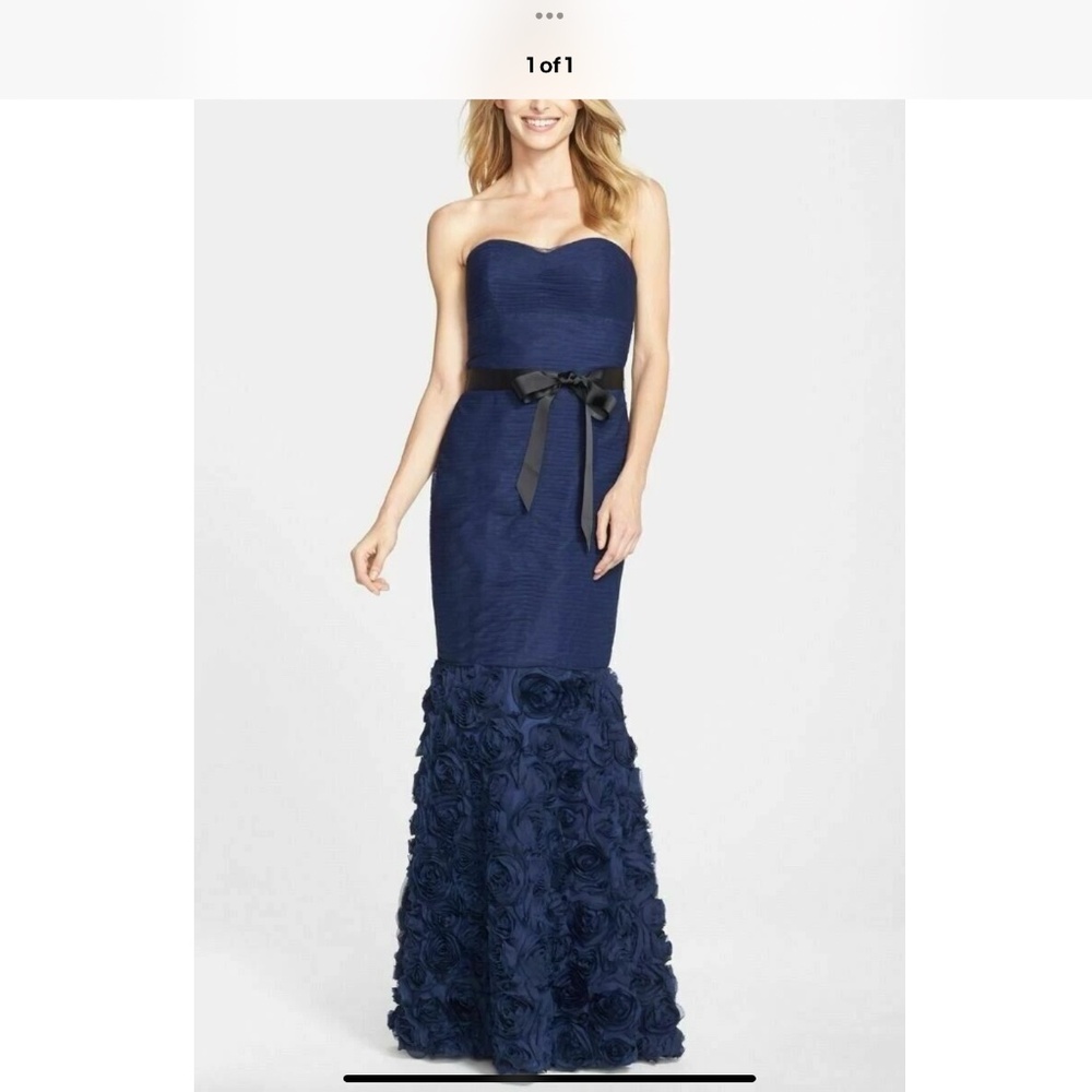 Js Collecrtions Rosette Detailed Formal dress Sz 12